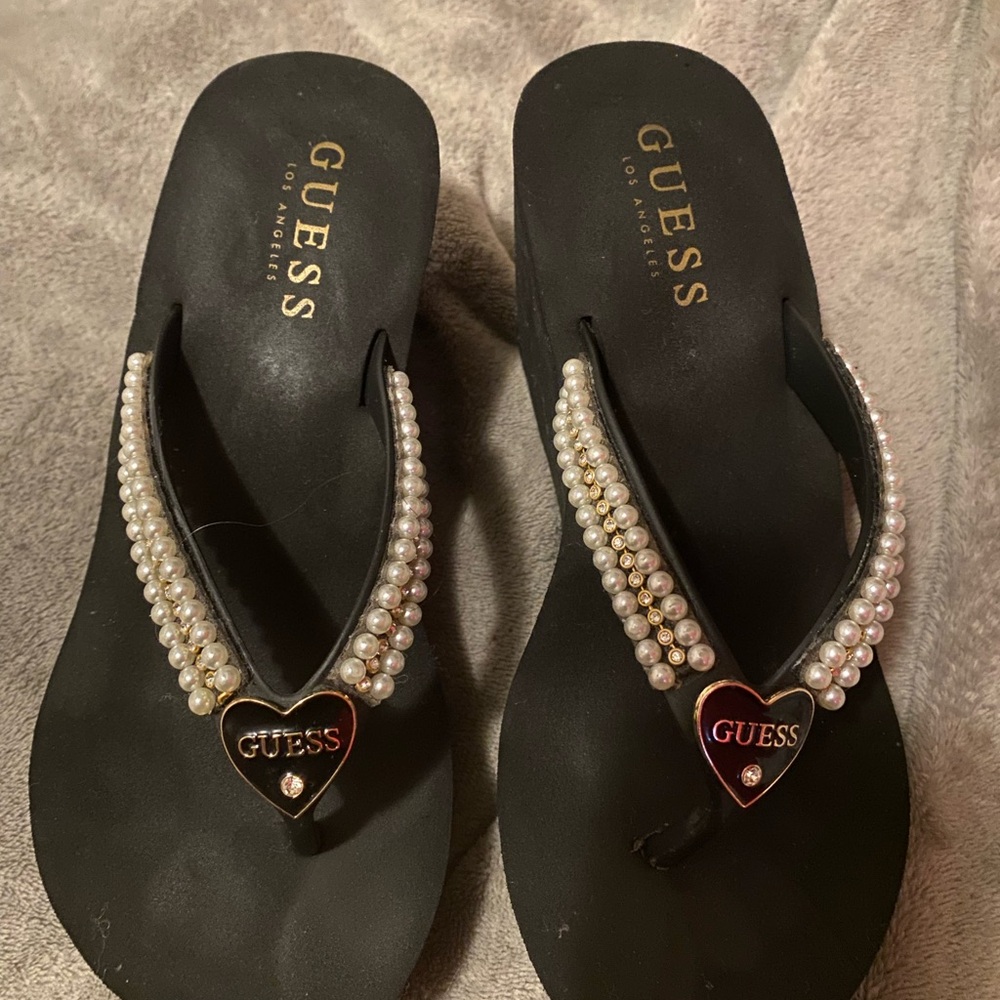 Guess Black and White Decorative Sandals